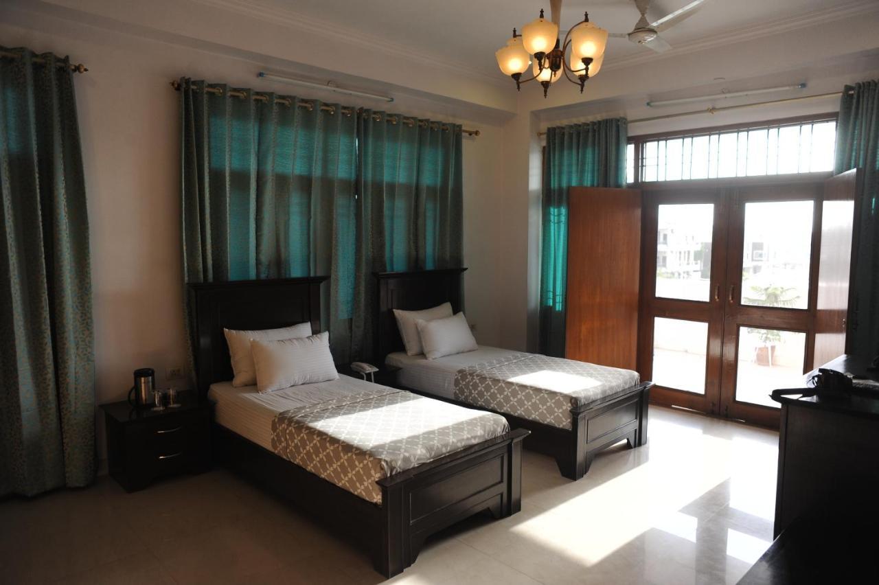 Raj Regency Hotel Jaipur Eksteriør billede
