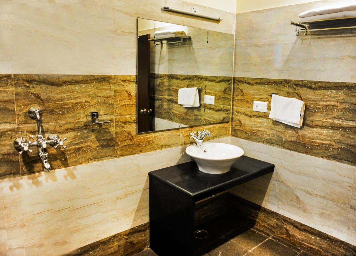 Raj Regency Hotel Jaipur Eksteriør billede